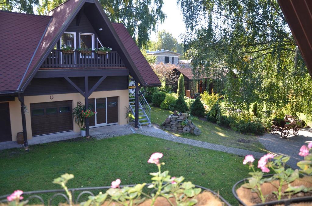 Classic Car Museum Apartment Riga Ngoại thất bức ảnh